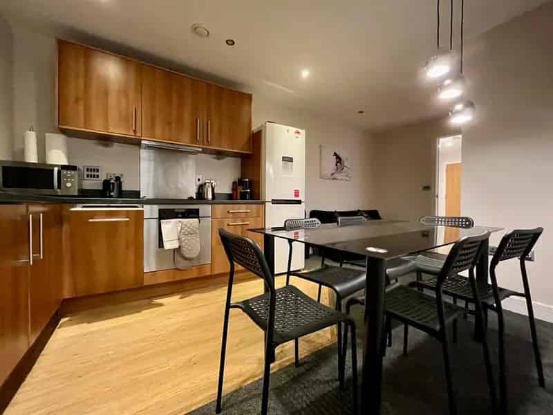 3 Bedroom Apartment to Rent