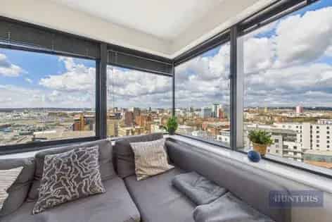 2 Bed Ocean Village Apartment Southampton Marina Views Furnished Parking Gym