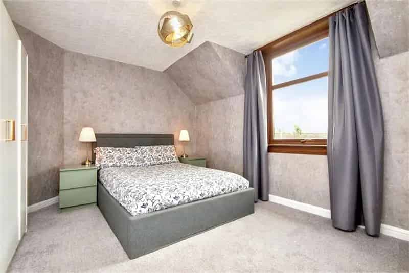 3 Bed Semi-Detached House in Cupar
