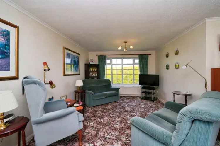 Spacious Bungalow with Garden and Ample Parking Near West Kirby and Liverpool