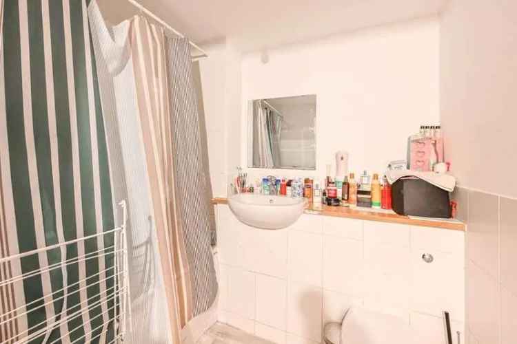 2 Bed Flat for Sale Leytonstone