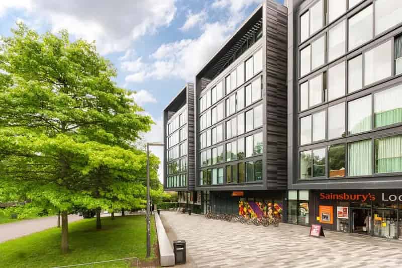 2 Bedroom Flat for Sale