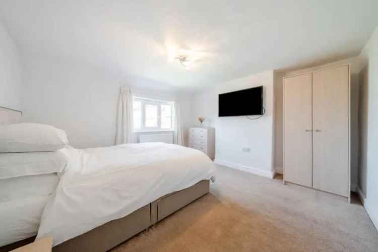 1 Bed House for Sale Refurbished Mid Terrace House