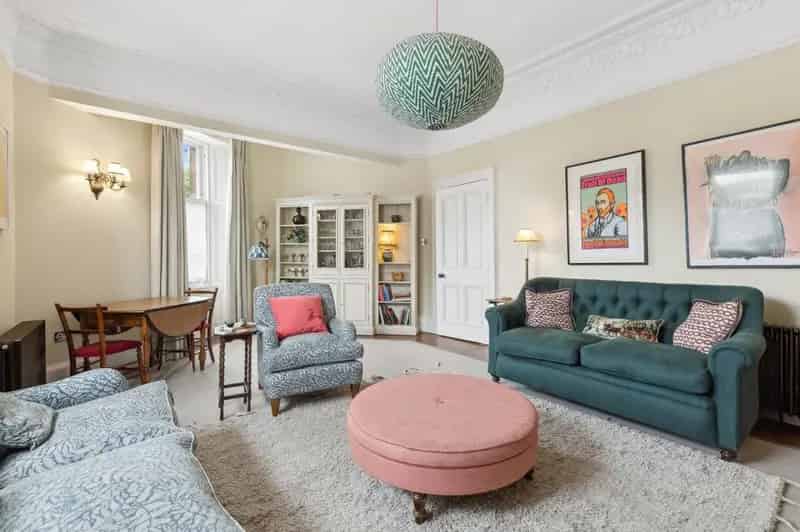 3 Bedroom Terraced House for Sale Glasgow Byres Road