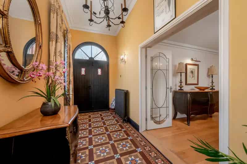 4 Bedroom Converted Chapel House Hickling