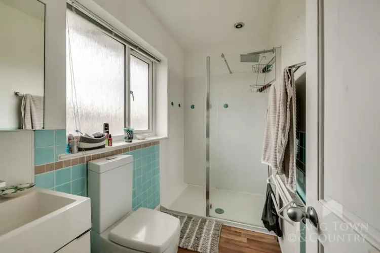 3 Bed Family Home for Sale in Hooe