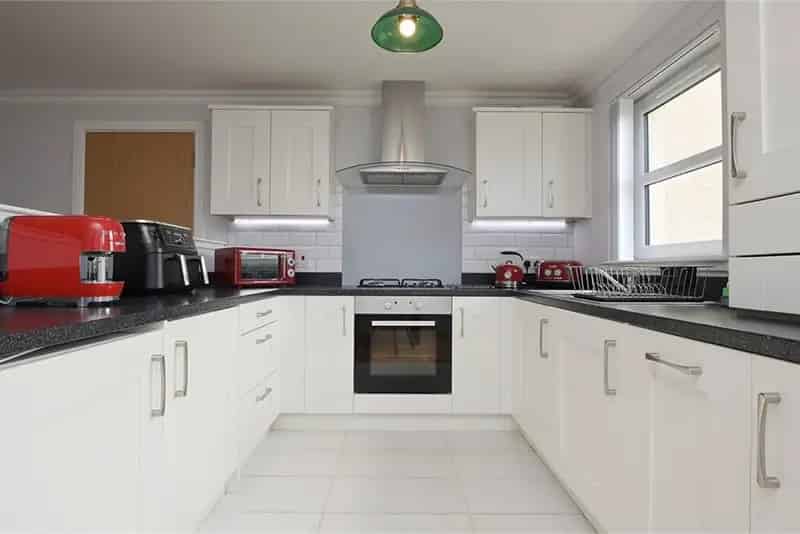 2 Bed Flat - Others with 1 Reception Room