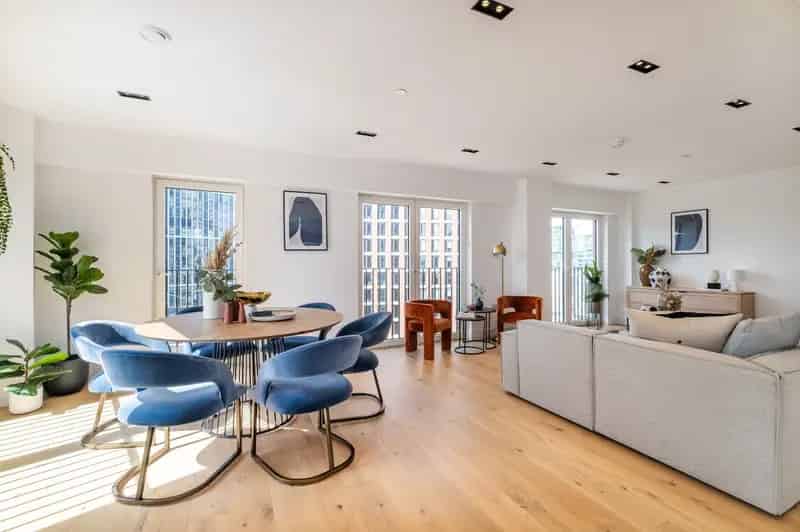 2 bedroom flat for sale