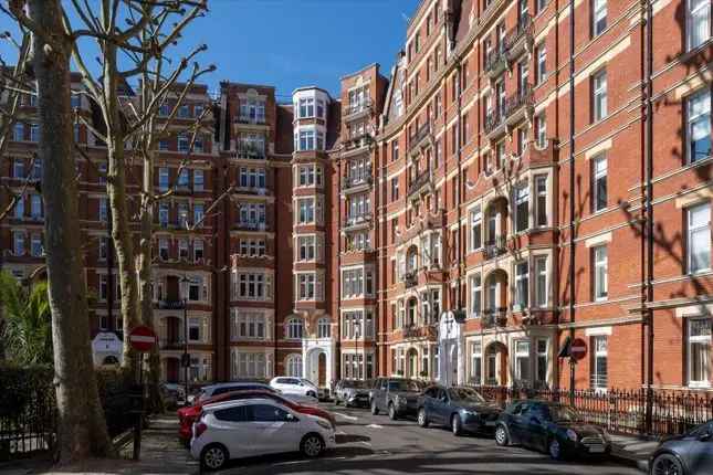 3-Bedroom Flat for Sale in Iverna Court Kensington W8