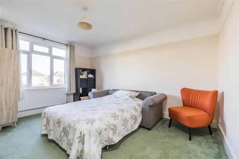 3 Bed Detached House For Sale