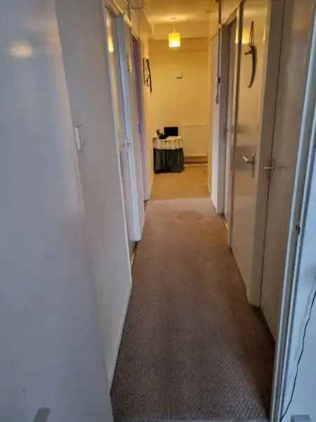 Flat For Rent in Hart, England