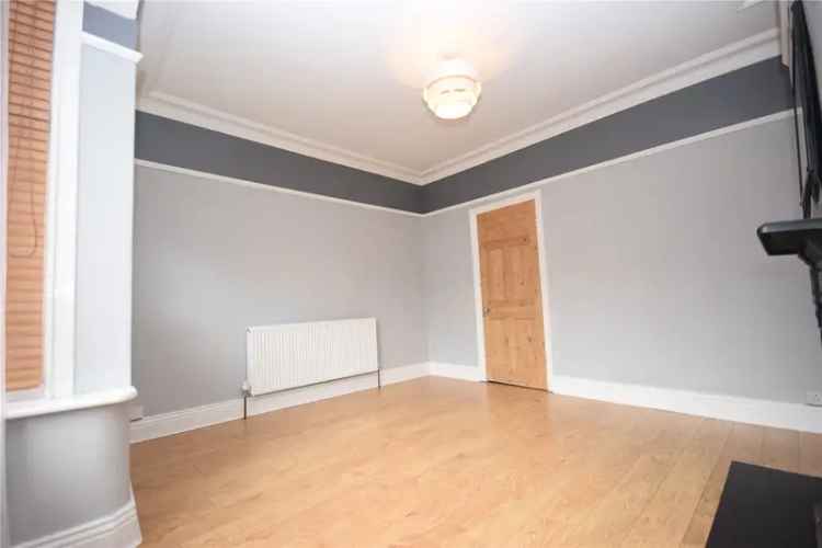 House For Sale in Leeds, England