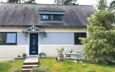 Modern 3-Bed Detached House in Totnes Devon