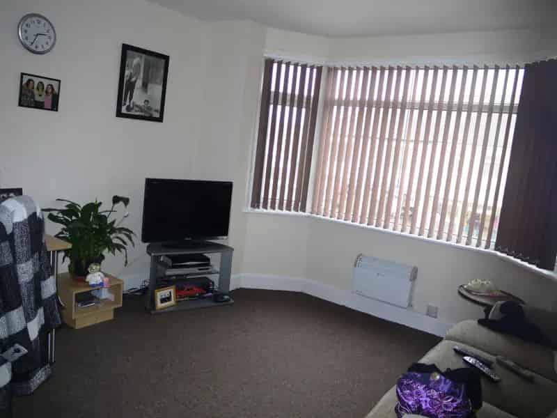 1 Bedroom Flat Kinson Modern Unfurnished Apartment