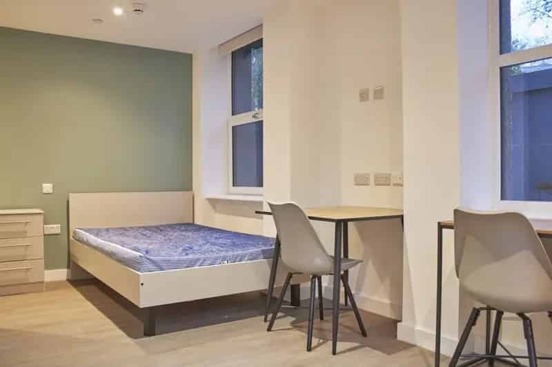 2 Bedroom Ground Floor Flat Bristol City Centre