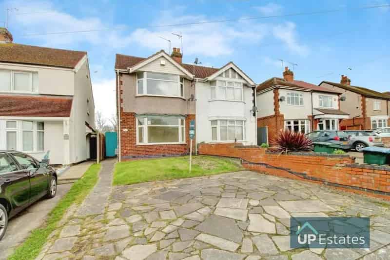 3 Bedroom Semi-Detached House For Sale
