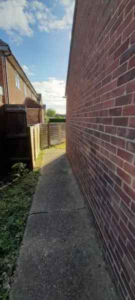 Bungalow For Rent in North Hertfordshire, England