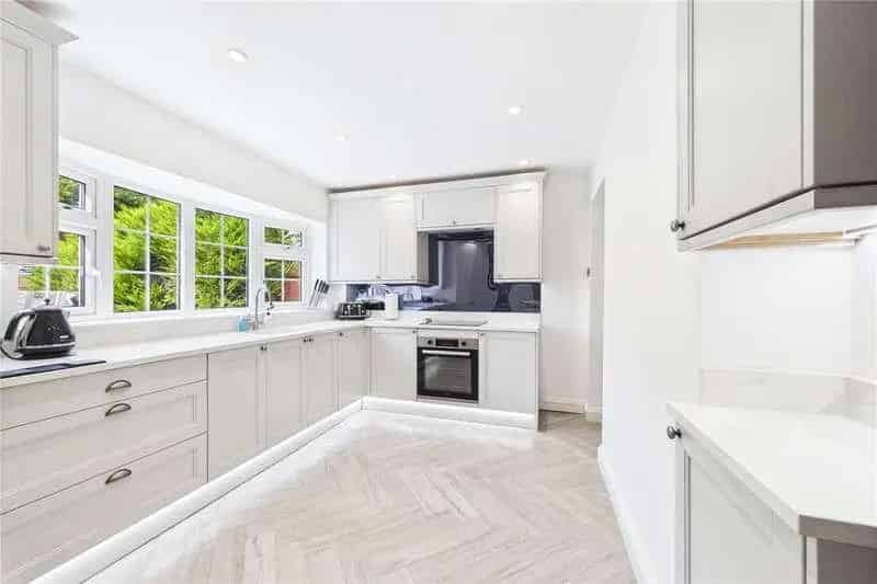 4 Bed Semi-Detached House For Sale
