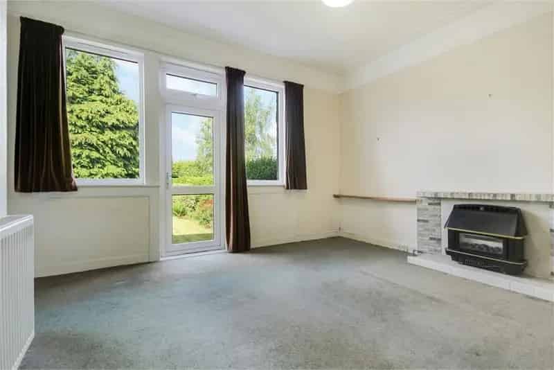 3 Bed Detached Bungalow Fairmilehead - Upgrade Opportunity