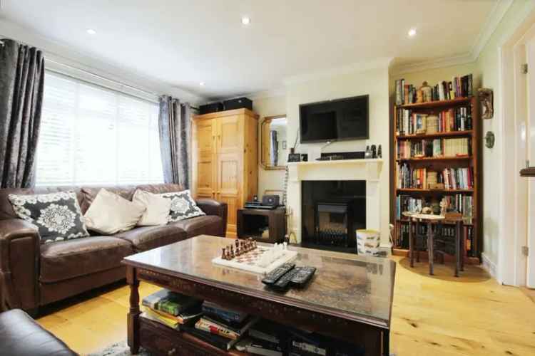 Extended Semi-Detached Home in Dinas Powys with Hot Tub and Garden