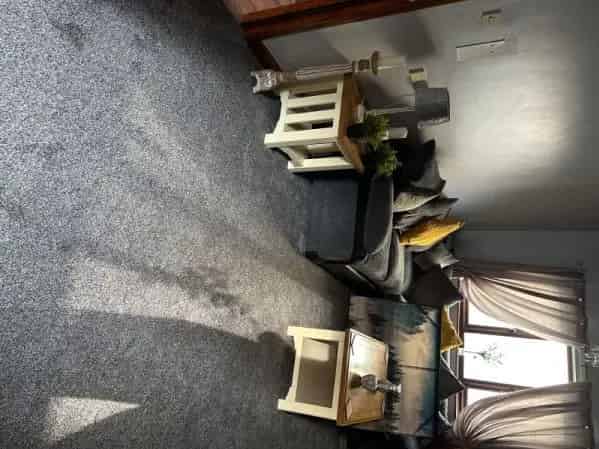 Two Bed Bungalow with Garden
