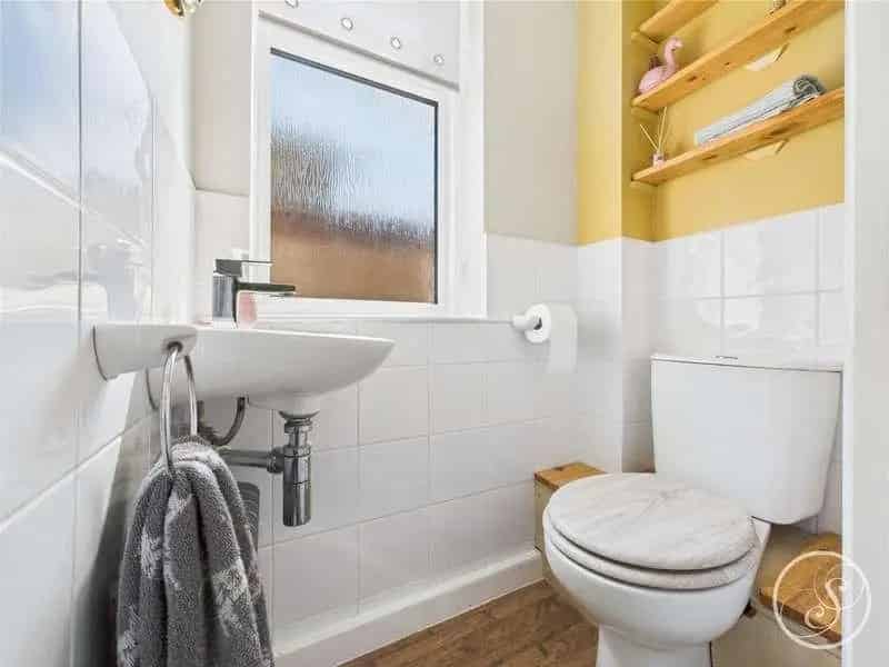 3 Bed Semi-Detached House for Sale