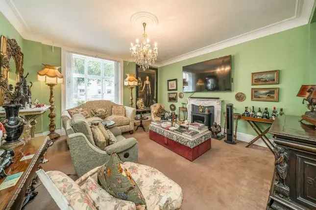Flat for Sale in Portland Place London W1B