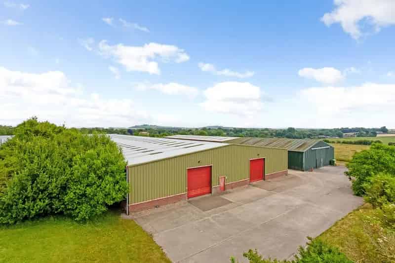 Crest House Warehouse Units For Lease