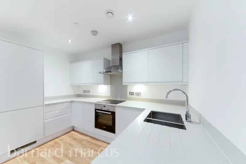2-Bed Luxury Apartment near East Croydon Station