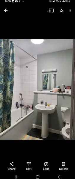 Flat For Rent in Gravesham, England