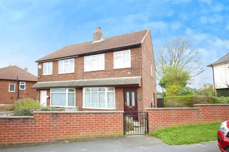 2 Bedroom Semi Detached House to Rent