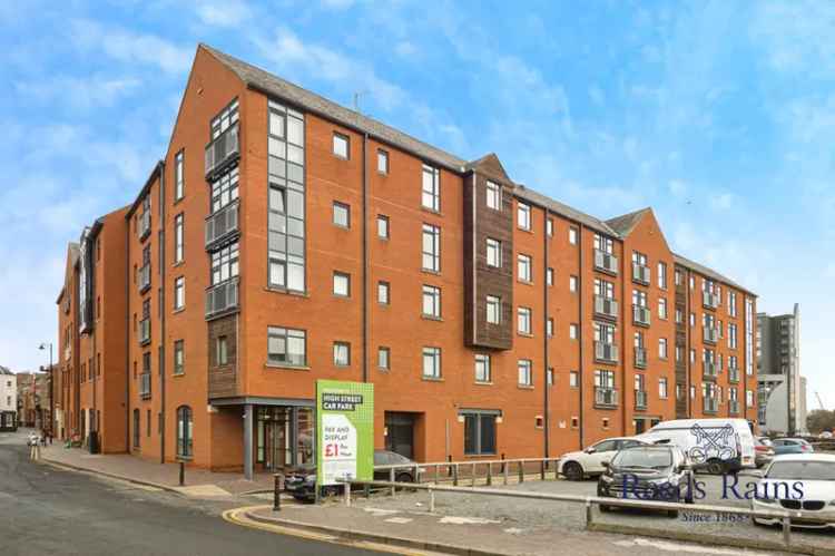 2 Bedroom Flat for Sale in Hulls Trinity Wharf Development