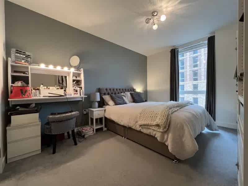 2 Bed 2 Bath Harrow Apartment Near Town Centre Zero Deposit Option