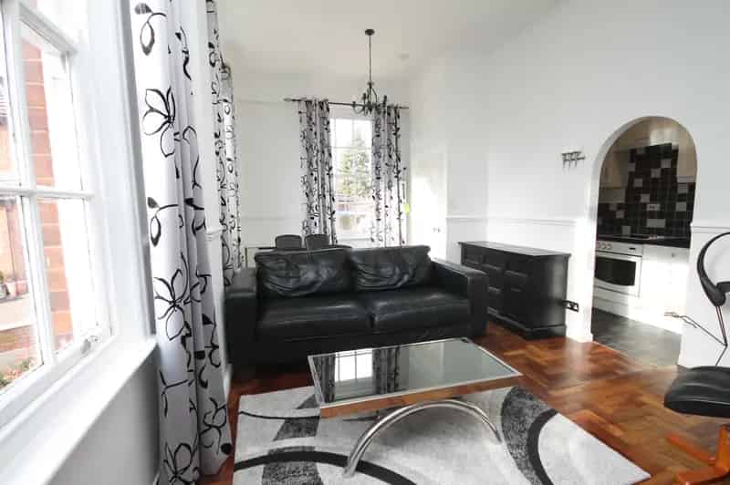 1 Bedroom Flat to Rent Near Open Countryside