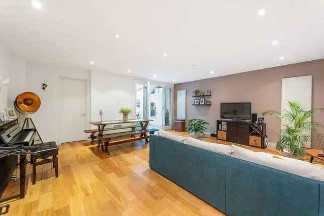 2 Bed Flat to Rent Short Let West Kensington W14