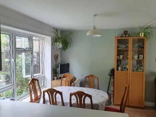 3 Bedroom House with Woodland Views