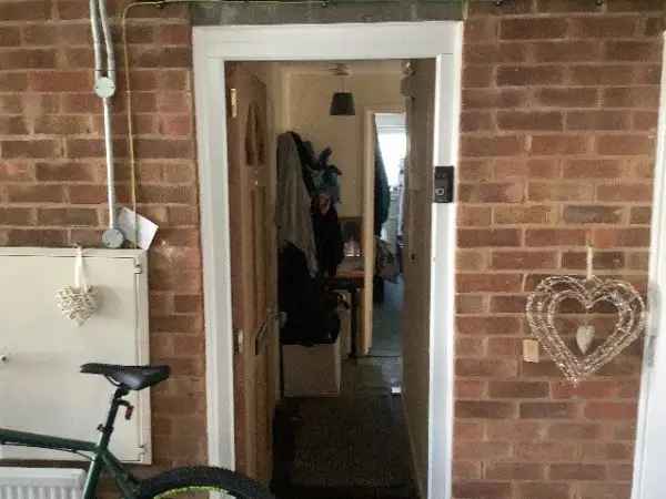 Flat For Rent in Woking, England