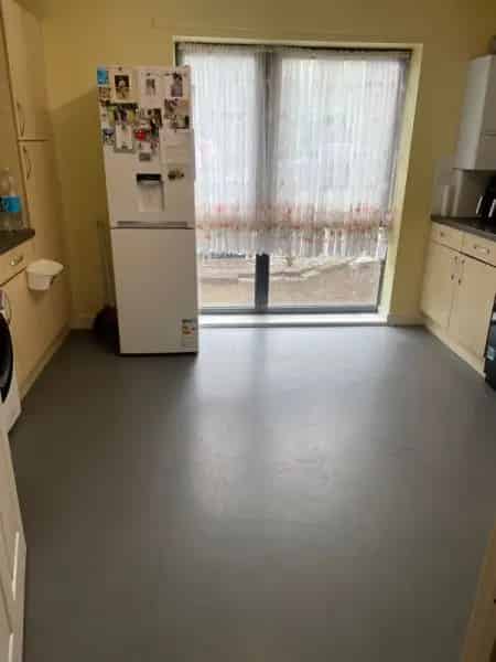 3 Bedroom House Near Queens Road Peckham Station
