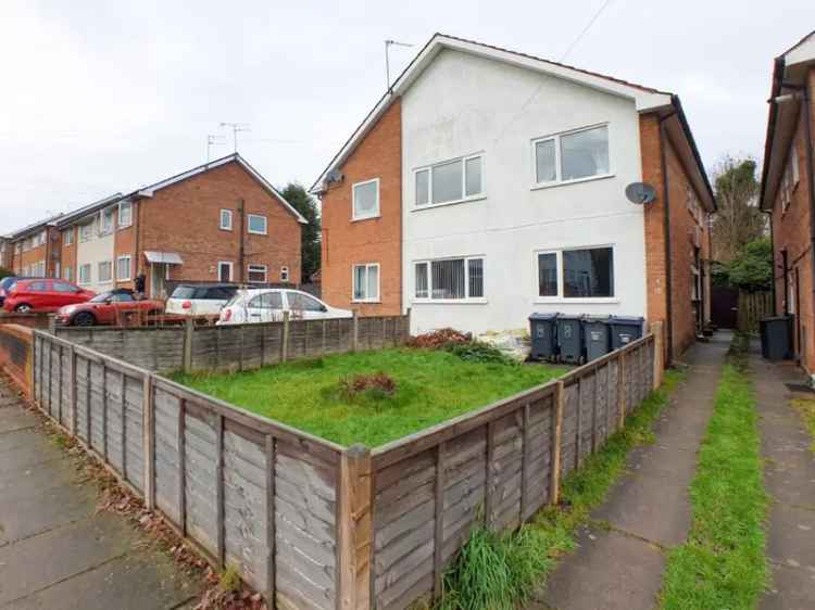 2 Bedroom Maisonette Unfurnished First Floor Zero Deposit Available
