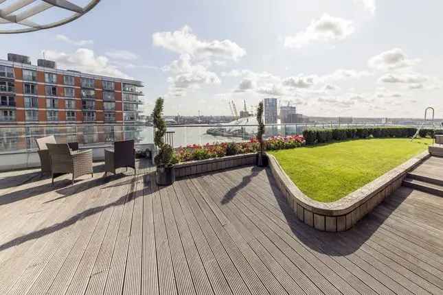 Flat for sale in New Providence Wharf, Canary Wharf, London E14