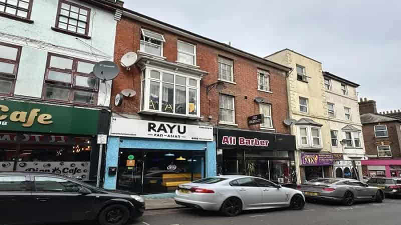 Luton Town Centre Investment Property Fully Let Restaurant Apartment