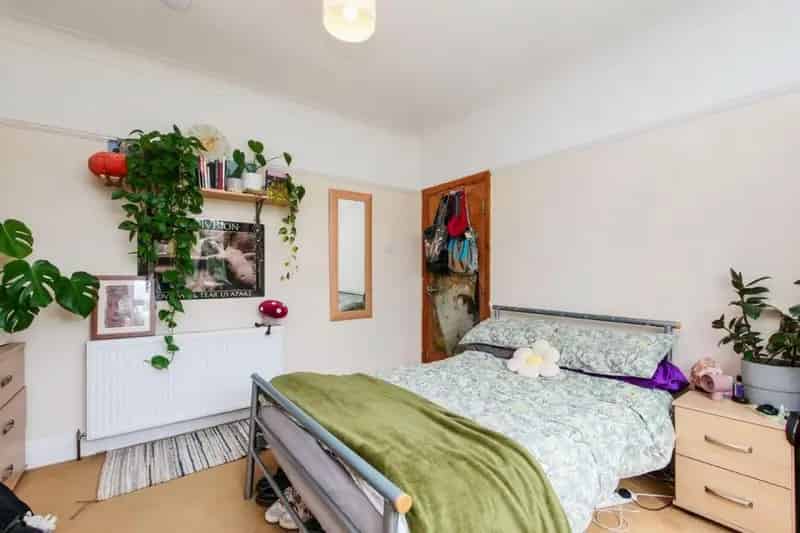 5 Bed HMO Investment Property High Rental Income