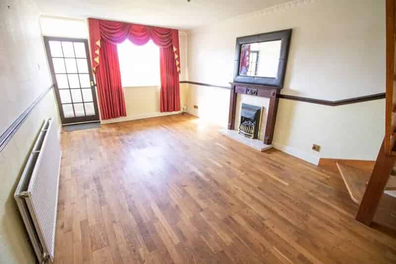 3 Bedroom Semi-Detached House for Sale in Bolton