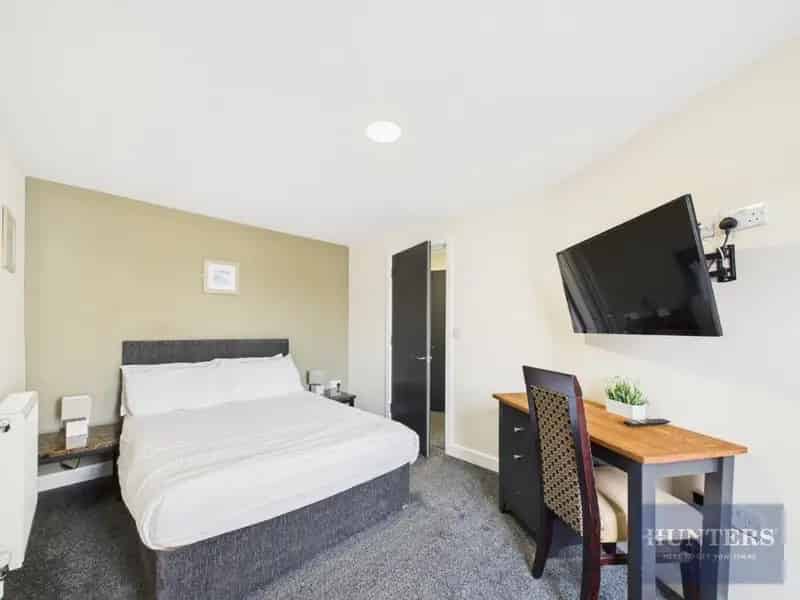 1 Bedroom Apartment to Rent