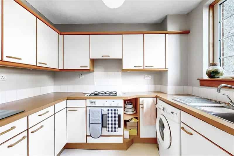 2 Bed Terraced House Netherlee 2 Reception Rooms Garage