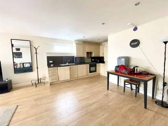 2 Bedroom City Apartment for Sale - Exceptional Views