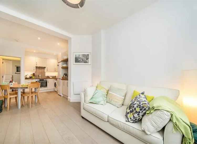 Stunning 1-Bed Apartment in Converted Hospital - High Ceilings & Long Lease