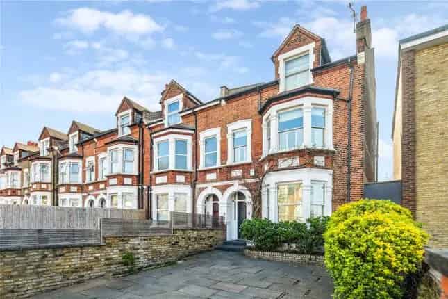Four Bedroom Family Home Earlsfield Road Wandsworth