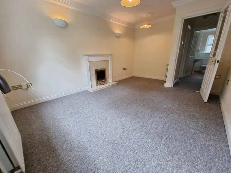 2 Bedroom Apartment Meyrick Park Large Living Room Private Garage