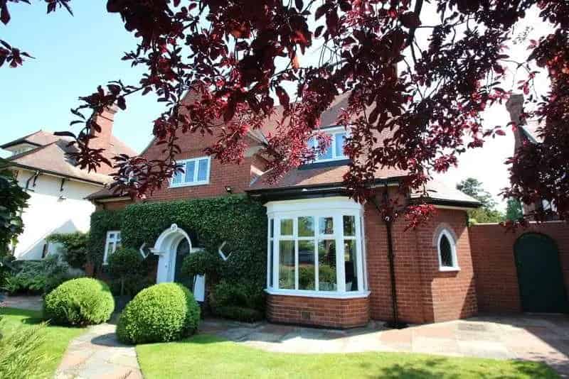5 Bed Detached House for Sale Large Garden Arts Crafts Style